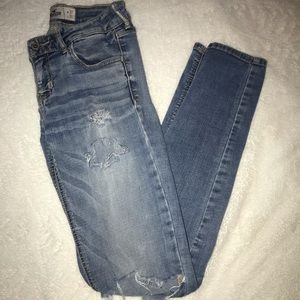 Hollister ripped jeggings